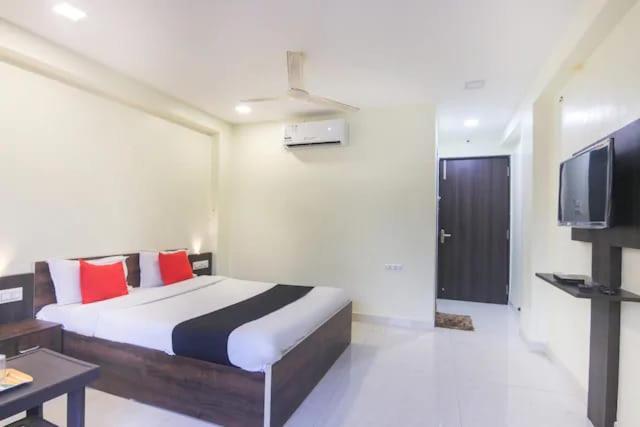 The Living Space Lonavala Buitenkant foto