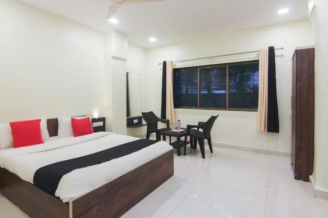 The Living Space Lonavala Buitenkant foto