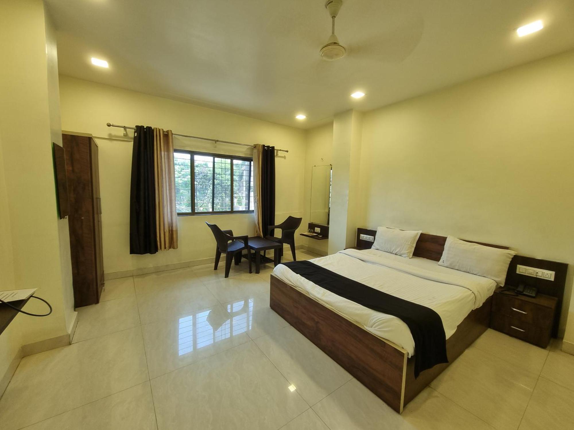 The Living Space Lonavala Buitenkant foto